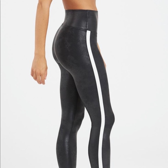 SPANX Pants - xxSOLDxx.Spanx Leather Side Stripe Leggings Sz:Med